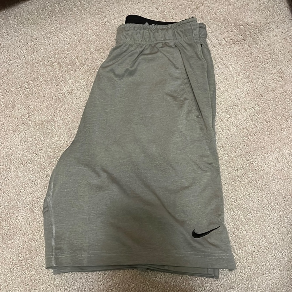 Nike dry fit shorts large